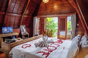 Deluxe Room | Desk, free WiFi, bed sheets - The Caldera Villas Kintamani (Kintamani)