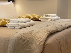 1 bedroom, iron/ironing board, free WiFi, bed sheets - THE BREAK - CAMPO MARZIO STUDIO (Roma)