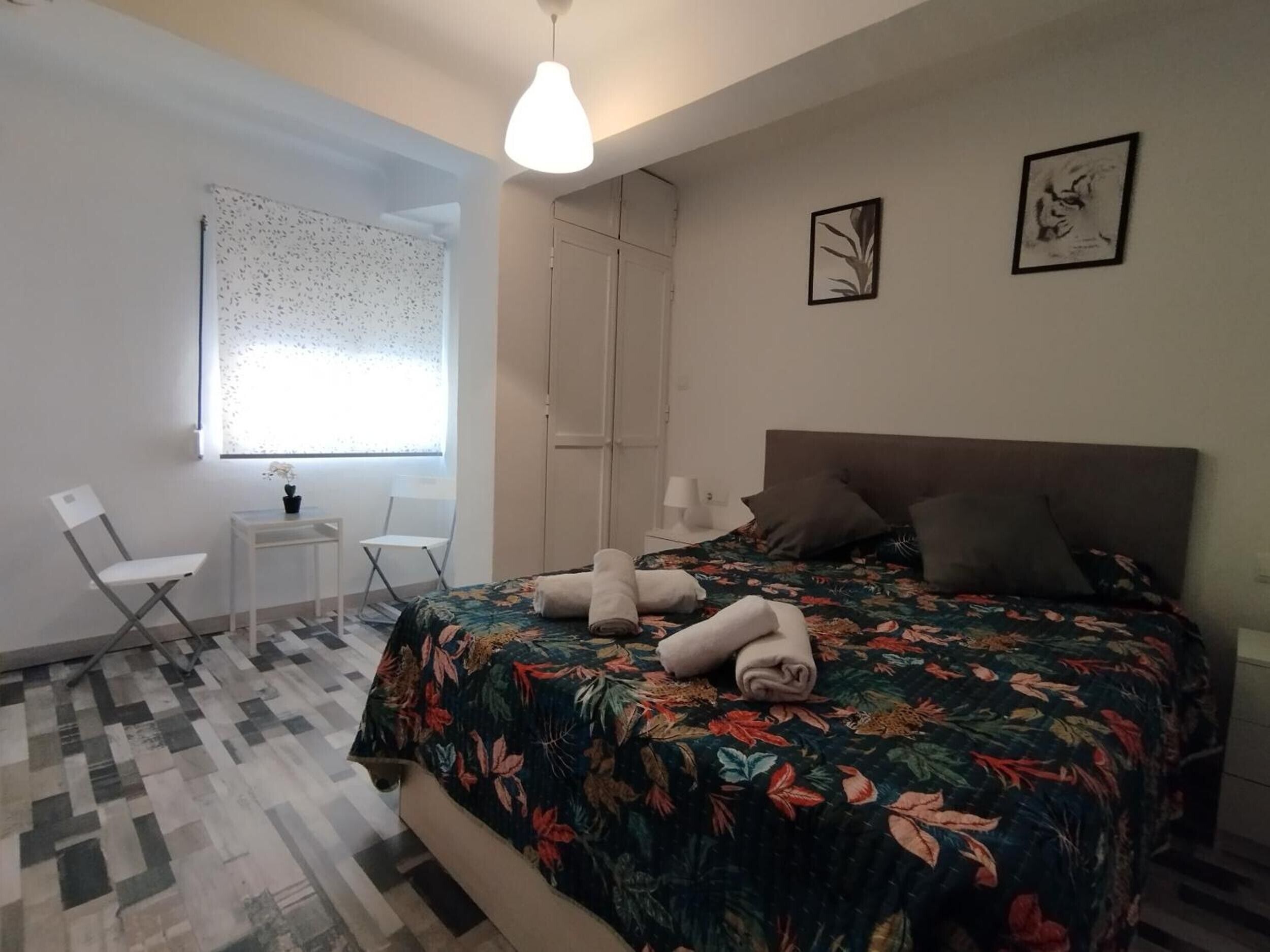 Bügeleisen/Bügelbrett, WLAN, Bettwäsche