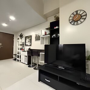 Interior - Charming, Comfy and Stylish Condo Stay! (Makati City)