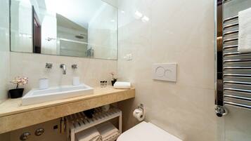 Classic Room | Bathroom | Slippers