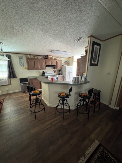 Self check in self check out Three bedroom, two bath,kayak, Weber grill, ++