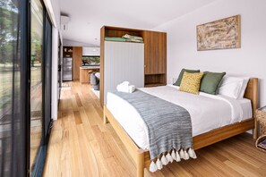 WiFi, bed sheets - Jarosite Escape - Noel (Bellbrae)