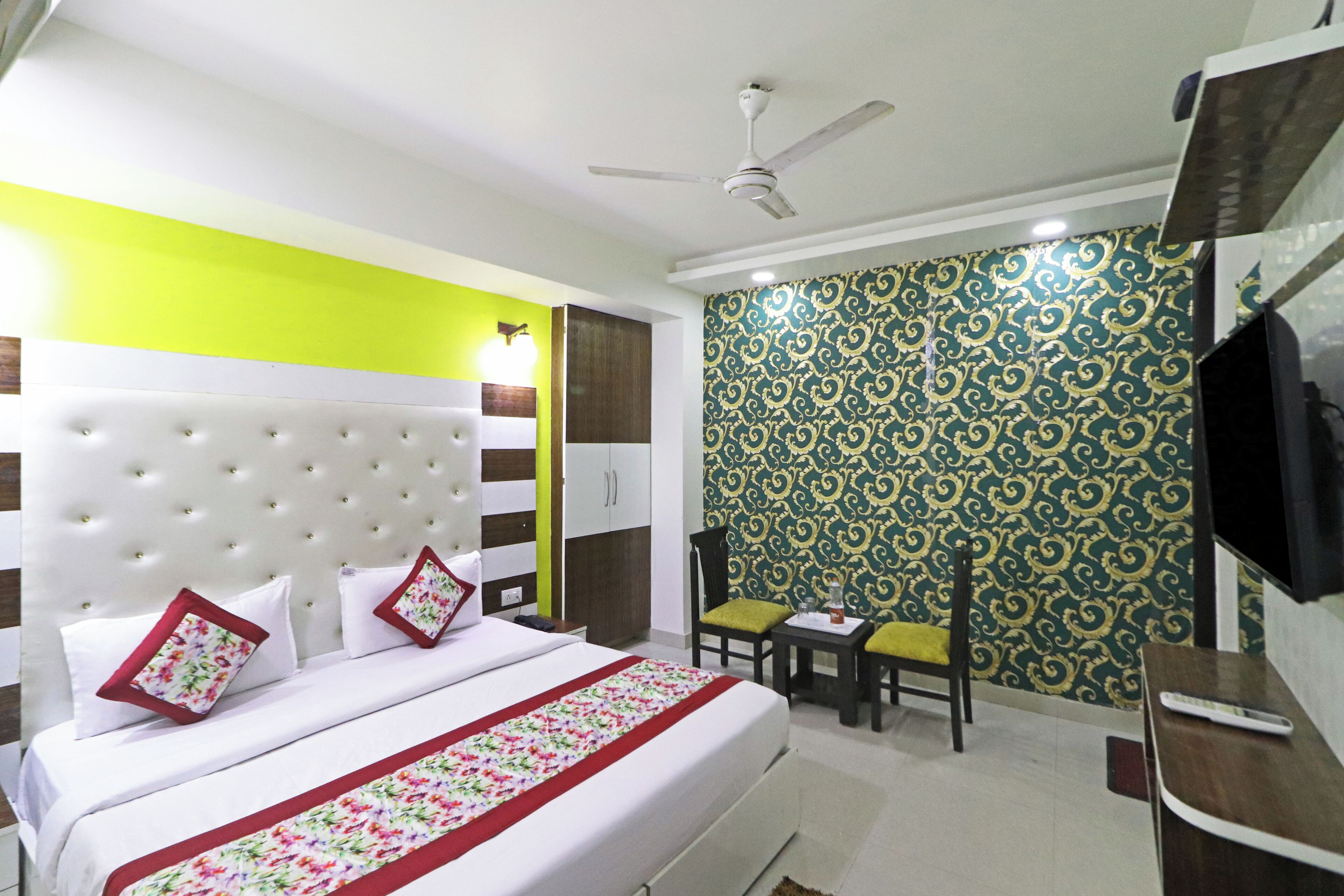 Double Room | Free WiFi