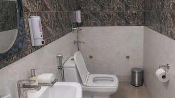 Doppelzimmer | Badezimmer