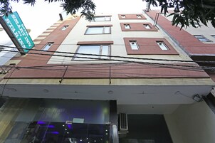 Konaklama yerinin ön cephesi
