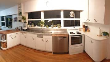 Shared Dormitory, 1 Bedroom, Terrace, Garden View | Interior