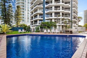 Pool - Carrington Coastal Escape - Views, Wi-fi, Parking (Main Beach)