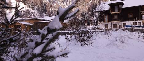 Enceinte de lâhĂ©bergement