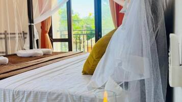 3 bedrooms, iron/ironing board, WiFi