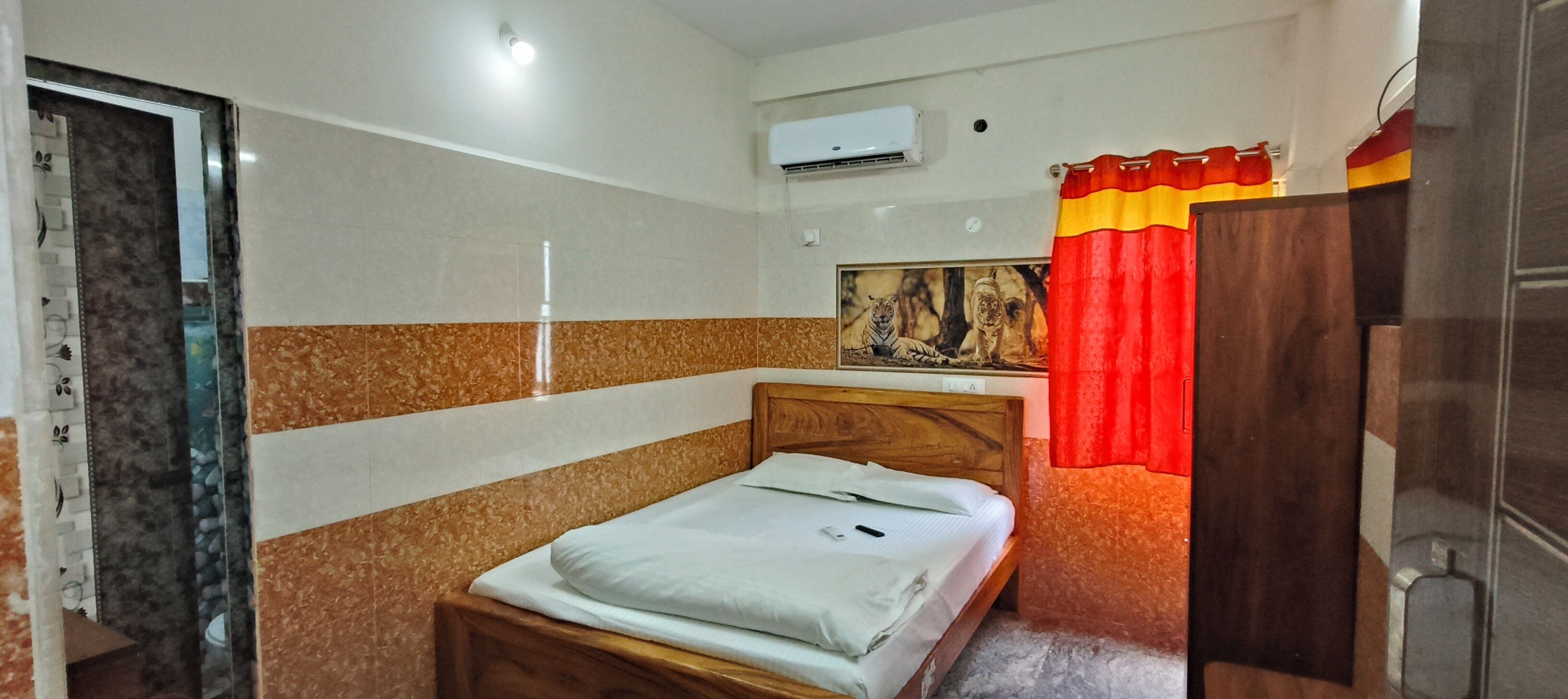 Standard Single Room, Balcony | Bathroom