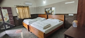 Deluxe Double or Twin Room, Balcony | In-room safe, desk - VRS INN (Walajapet)