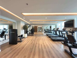 Fitness facility - Luxury 1BR - Balcony - Private Beach (Emaar Beachfront)