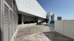 Terrace/patio - Urban 1BR City view in The Bay, Business Bay (Business Bay)