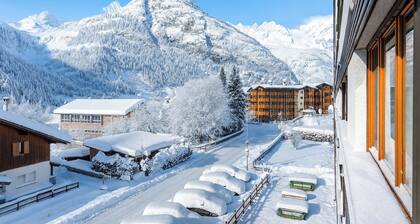 Charming Apartment Close to Cableway