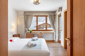 3 quartos, Wi-Fi (sobretaxa), roupa de cama