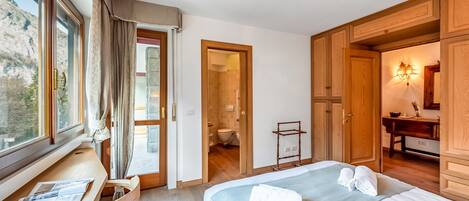 Standard Apartment, Multiple Bedrooms, 2 Bathrooms (Charming Apartment Close to Cableway)