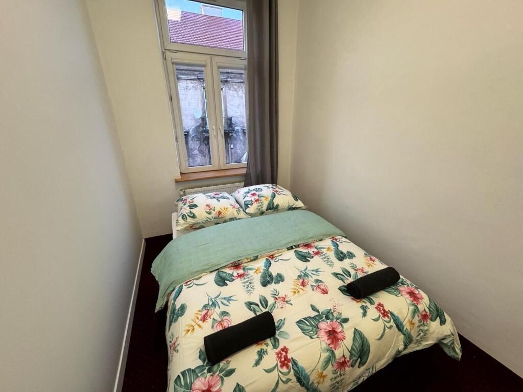 Habitación doble clásica, 1 cama matrimonial | Escritorio y espacio para trabajar con laptop 