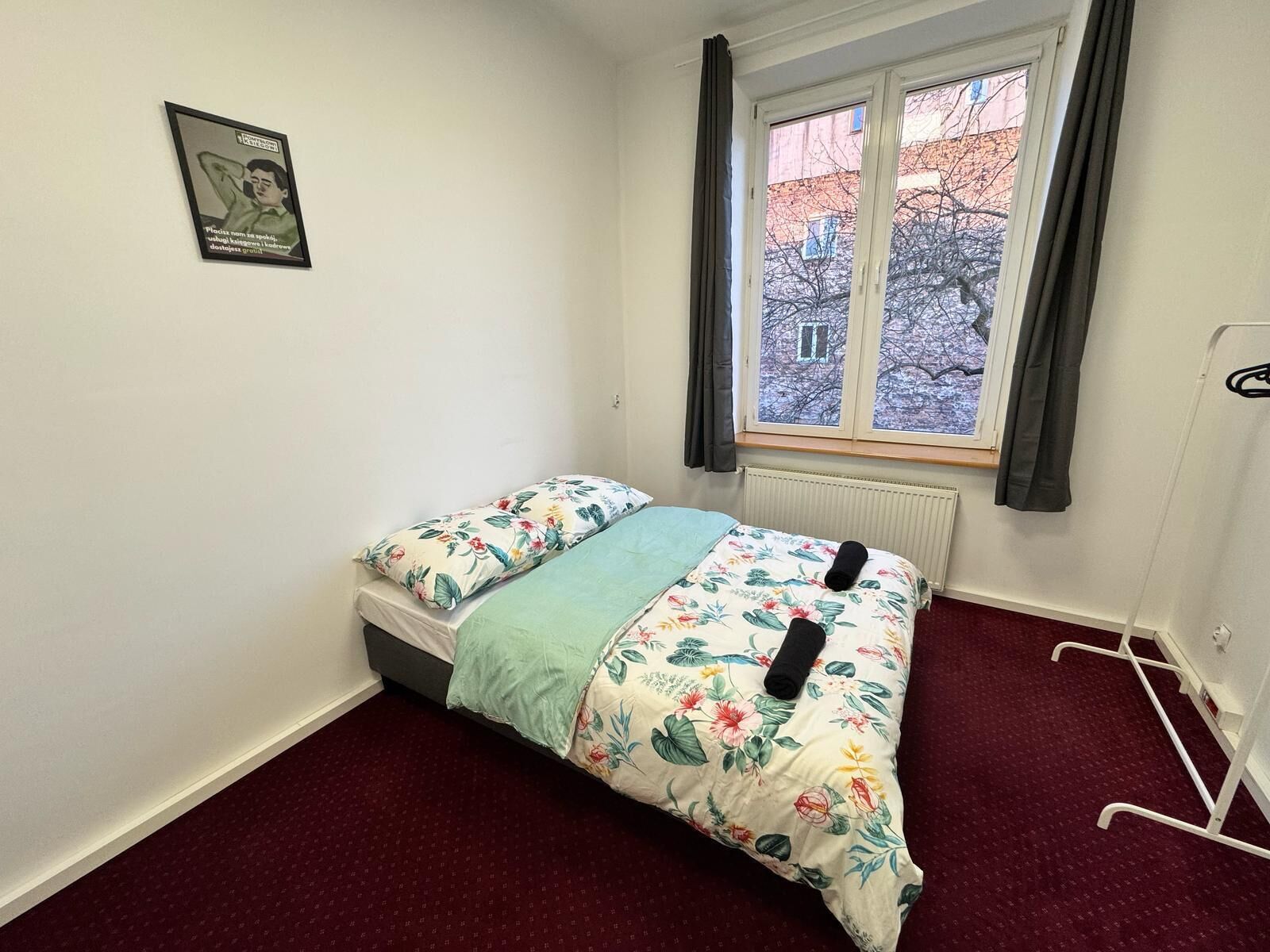 Habitación doble clásica, 1 cama matrimonial | Escritorio y espacio para trabajar con laptop 