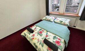 经典双人房, 1 张双人床 | 办公桌、笔记本电脑工作区、熨斗/熨衣板、免费 WiFi