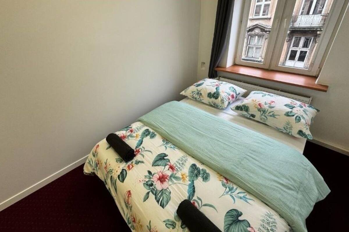 Classic Double Room, 1 Double Bed | Desk, laptop workspace, iron/ironing board, WiFi (free)