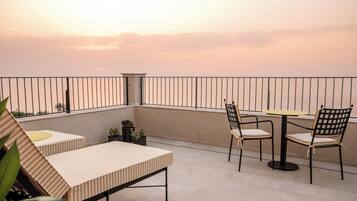 Suite presidencial, Terraza, vista al mar | Terraza o patio