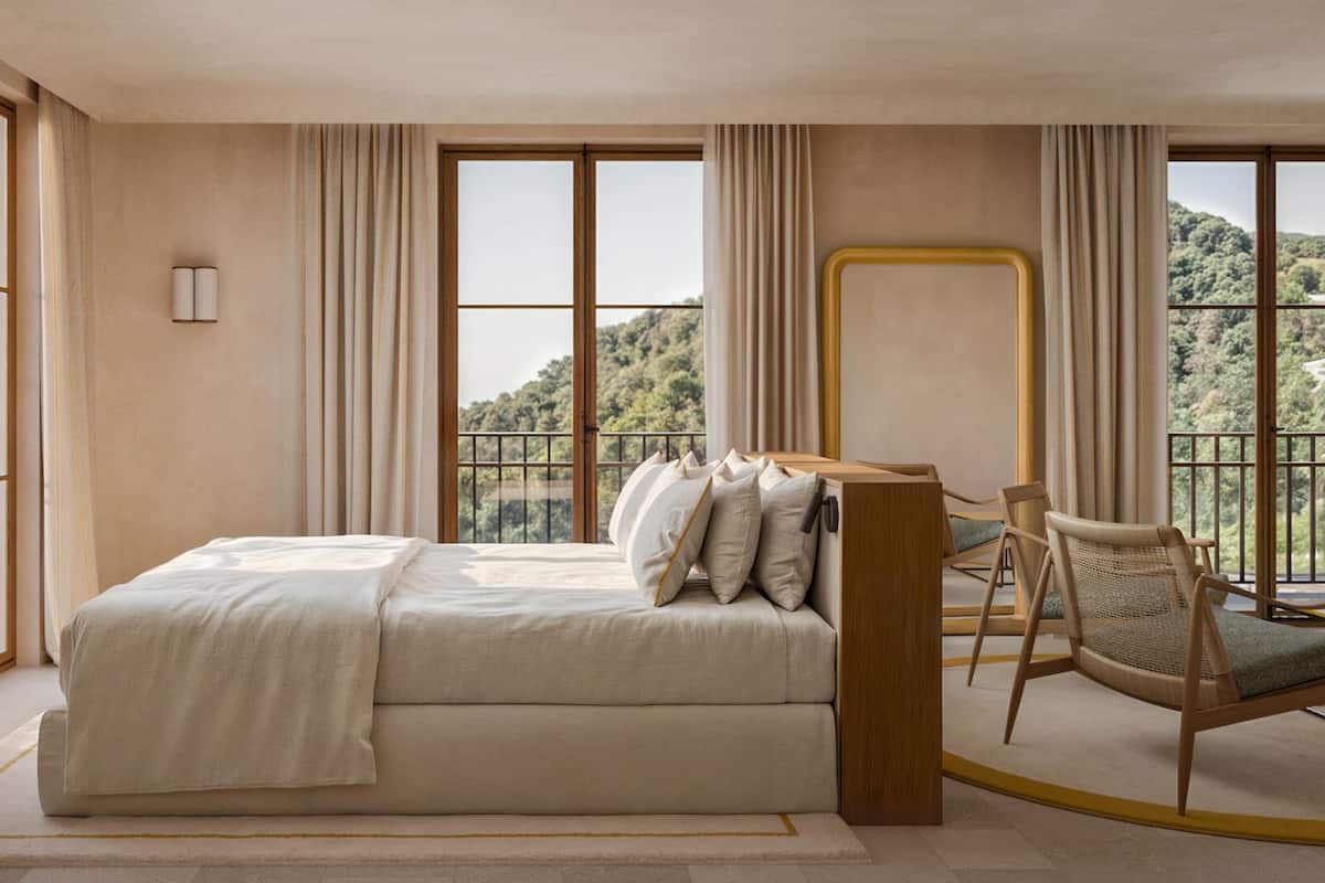 Premium bedding, minibar, in-room safe, individually decorated