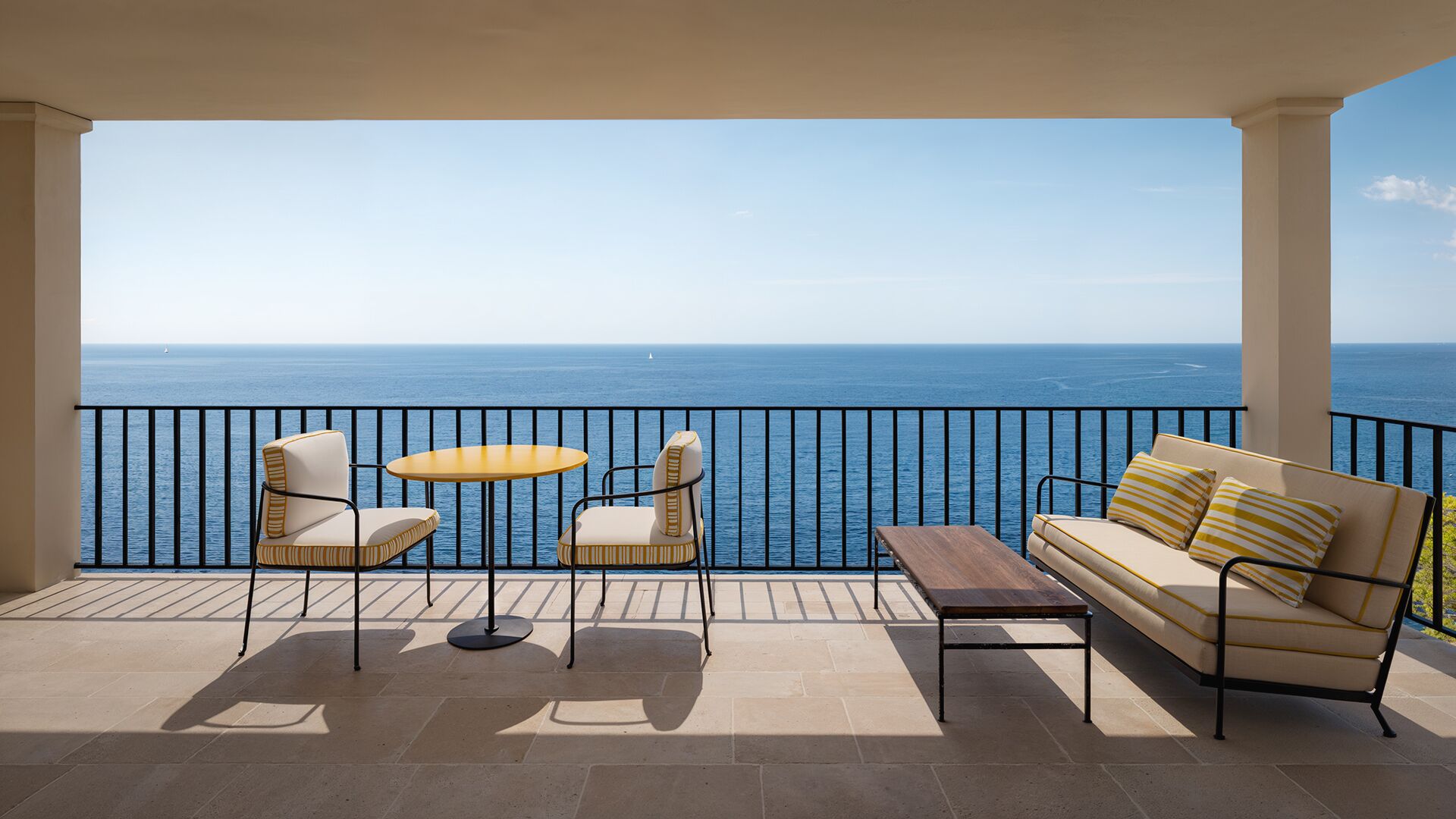 Suite Junior | Literie de qualité supérieure, minibar, coffres-forts dans les chambres