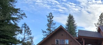 Tranquil 1-bedroom apartment in Donnelly perfect for a getaway