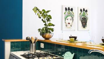 Fridge, oven, stovetop, high chair