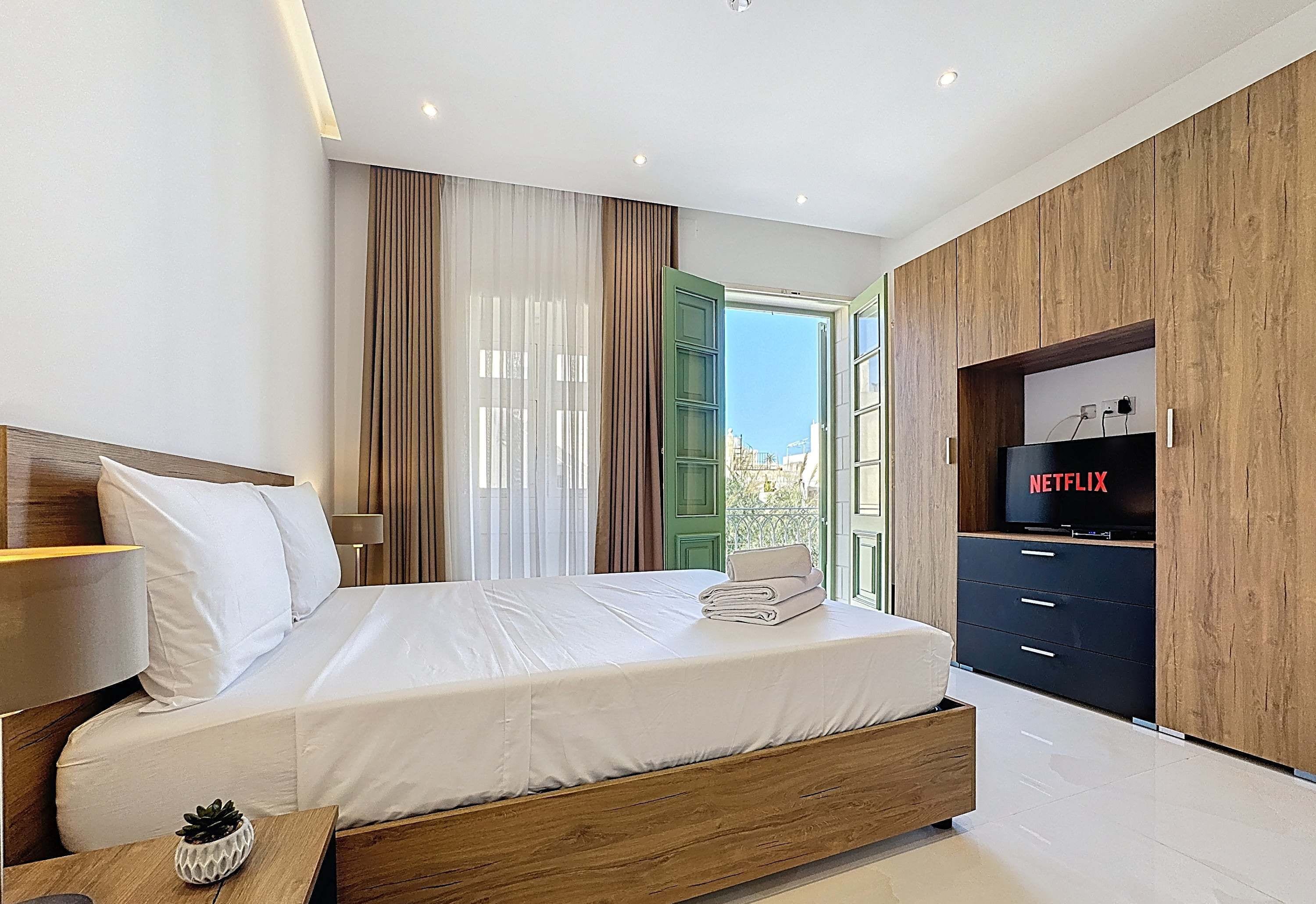 Strygejern/strygebræt, weekendseng, Wi-Fi, sengetøj