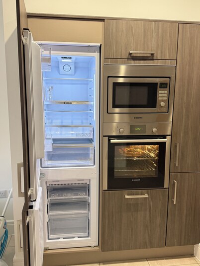 Modern 3-Bedroom Home in Bletchley, Milton Keynes