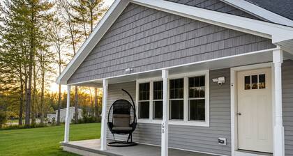 Modern 3BR Wellness Retreat w/Jacuzzi, Infrared & wood burning Saunas, EV-Charge