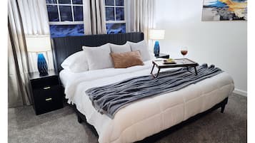 3 chambres, coffres-forts dans les chambres, fer et planche à repasser