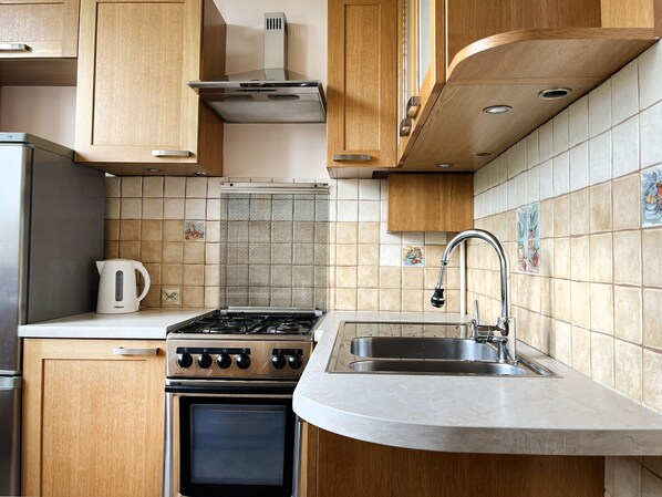 Private kitchen - Cozy Two Bedrooms Apartment in Cracow City, Centrum B (Kraków)