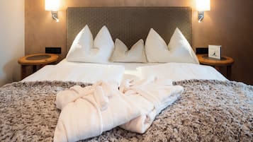 Double Room | In-room safe, soundproofing, free WiFi