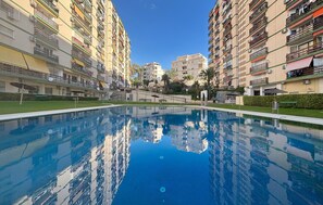 Pool - Awesome apartment in Benalmadena (Benalmadena)