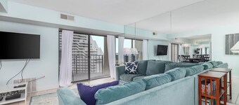 Cozy 2 Bedroom Oceanfront Condo with Outdoor Pool, Coastal Decor, and Amazing View is Perfect for Families!