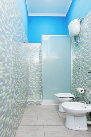 Comfort Double Room, Balcony | Bathroom - Holiday Naples art room   (Naples)