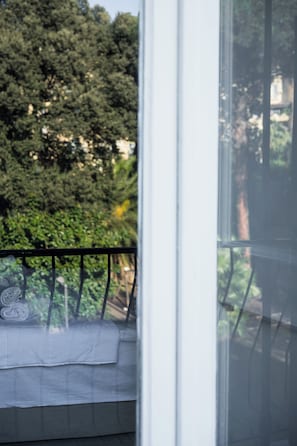 Exterior - Holiday Naples art room (Napoli)