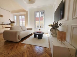 Fernseher