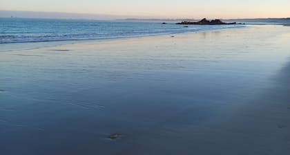 Chalet „Bord de Mer à Ode Vras“ mit privater Terrasse, Garten und WLAN