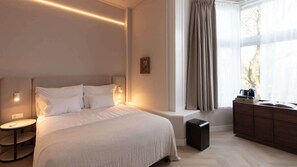 1 habitación, tabla de planchar con plancha, wifi y ropa de cama 