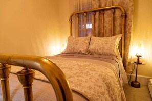 2 dormitorios, tabla de planchar con plancha, wifi gratis y ropa de cama