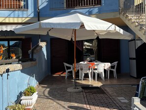 Outdoor dining - Lady House - Key to Villas (La Ciaccia)