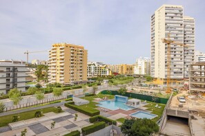 Pool - Elite 4F - Modern Apt in Praia da Rocha (Portimão)