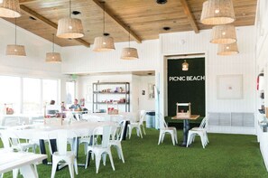 Apartment - 2B 2B Beach Views Best Eats Palmaway (Gulf Shores)