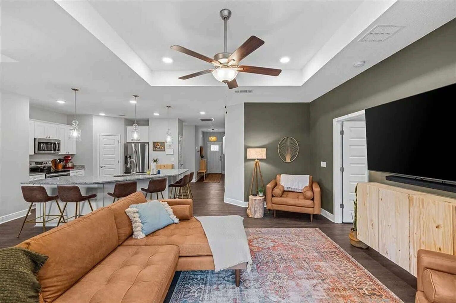 House | 4 bedrooms, Internet