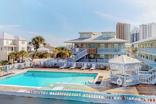 Leo s Place - 2 Bed With Pool Beaches Dining