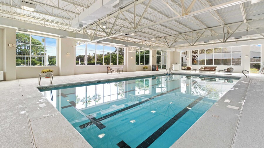 Luxury 3 Bed 3 Bath Resort Beaches Pool Golf